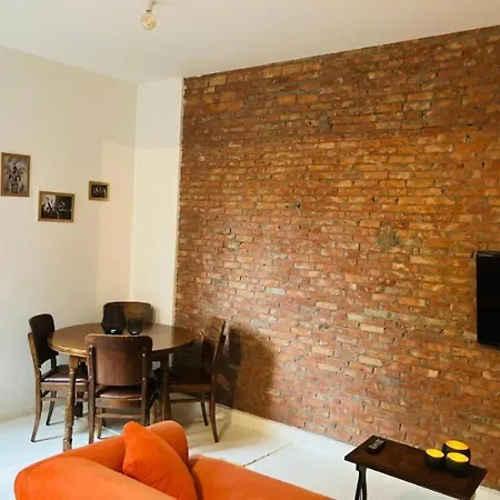 Suikernest Apartment *